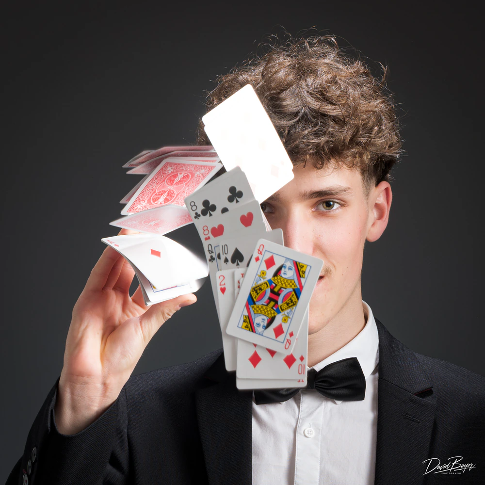 L'as de pique — Tim Potterson, magicien professionnel dans l'Ain