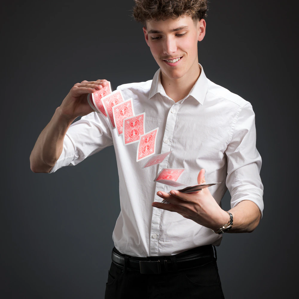 Magie en mouvement — Tim Potterson, magicien professionnel dans l'Ain